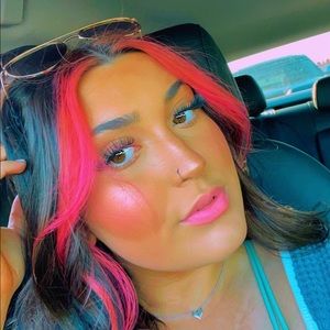 Meet your Posher, Bailey